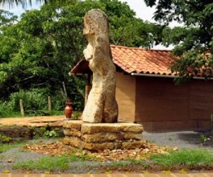 Monumento a los talladores.  Fuente: Visitasantander.co